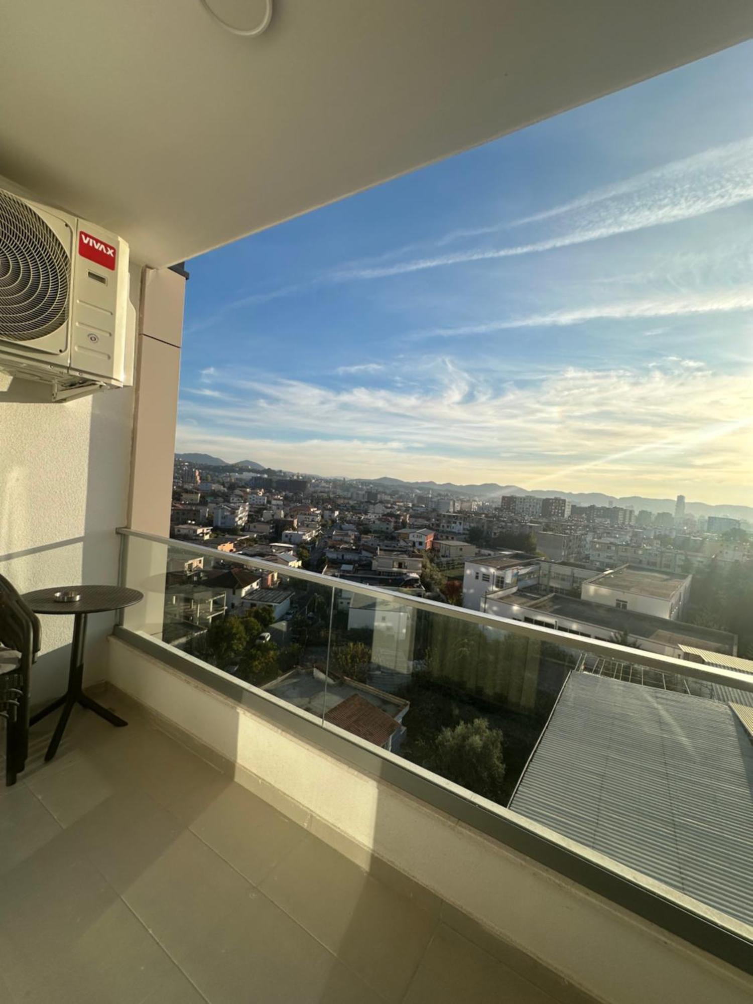 Gjuzi Apartament *