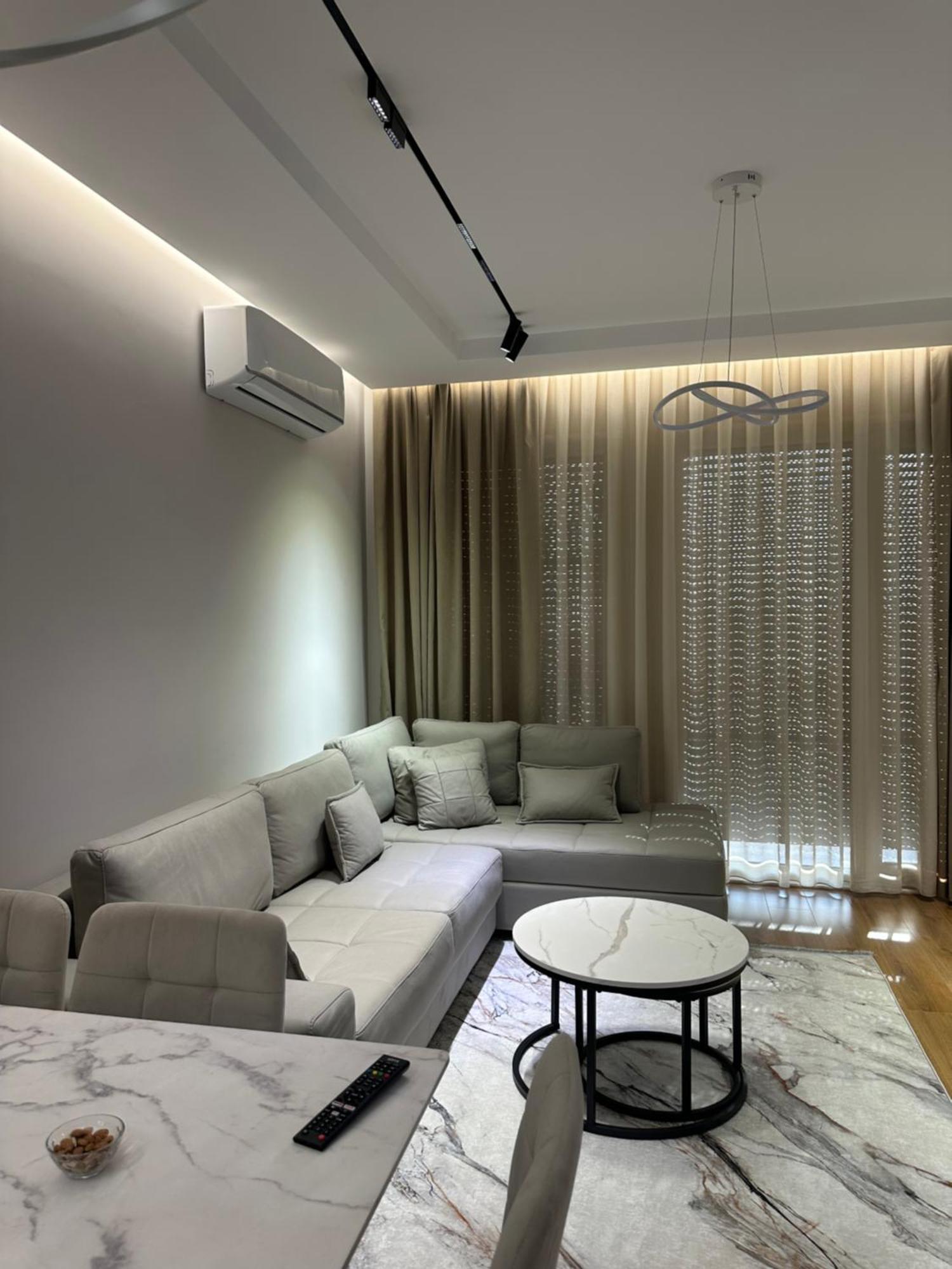 Gjuzi Apartament